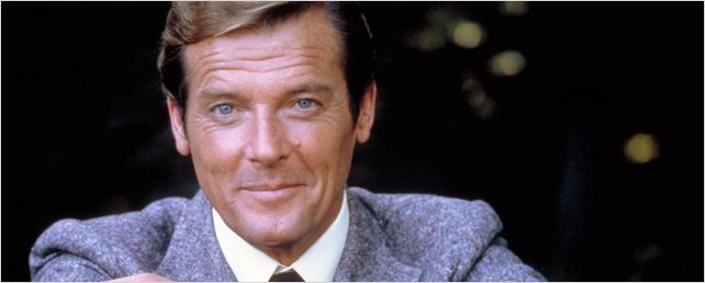Roger Moore postule pour un rôle dans "Sherlock"... ou "Doctor Who"