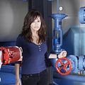 Photo Gina Gershon