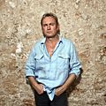Photo Philip Glenister