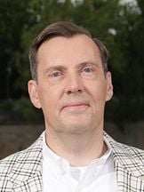 photo de Miles Millar