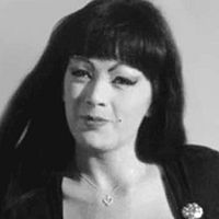 Photo Tura Satana