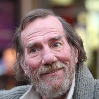 Photo Pete Postlethwaite