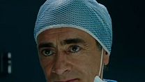 image de La Clinique de l'amour ! Bande-annonce VF
