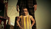 image de "Big and small" : un nouveau teaser de "Freak Show" 