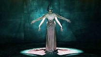 image de "Back To Back" : un nouveau teaser de "Freak Show"