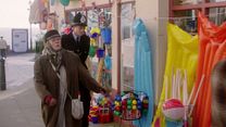 image de The Lady In The Van - EXTRAIT VF "Je m'occupe de mes affaires" 