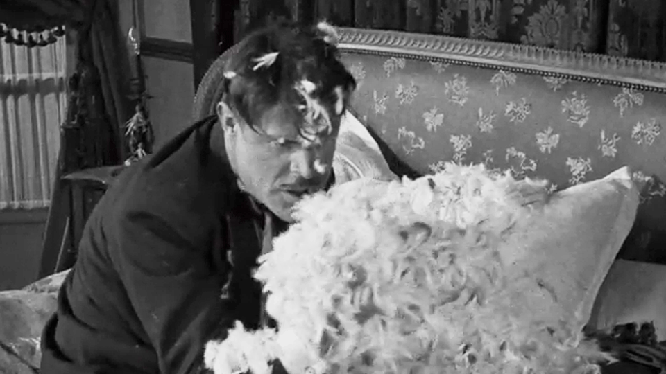 image de Buñuel, un cineasta surrealista EXTRAIT VO "Tous mes films sont liés les uns aux autres"