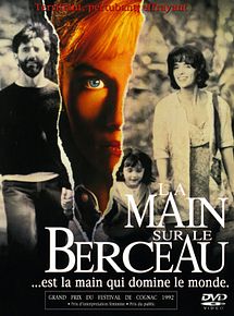 Affiche de La Main sur le berceau, film à voir en streaming sur Pygargue