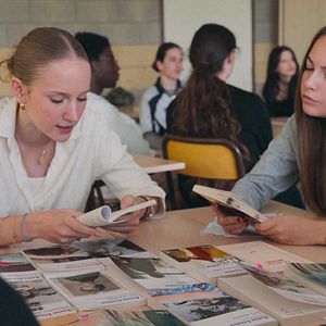 Photo Écrire la vie : Annie Ernaux racontée par des lycéennes et des lycéens