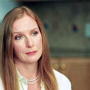 Photo Frances Conroy
