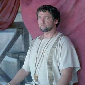 Photo Angus Macfadyen