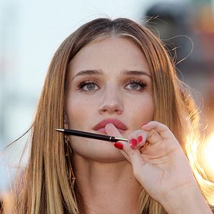 Photo Rosie Huntington-Whiteley