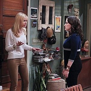 Photo 2 Broke Girls