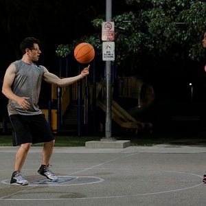 Photo Max Greenfield