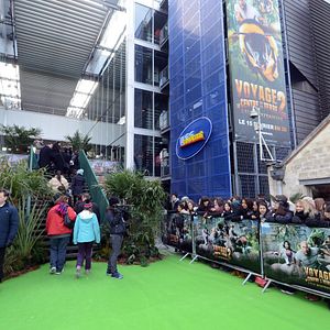 Photo Voyage au centre de la Terre 2 : L'île mystérieuse