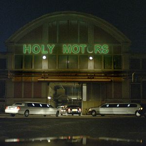 Photo Holy Motors