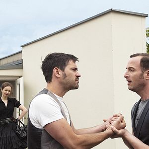 Photo Men to Kiss