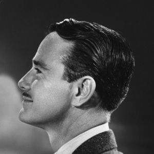 Photo Lew Ayres