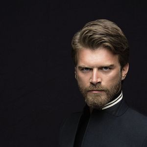 Photo Kıvanç Tatlıtuğ