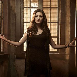 Photo Phoebe Tonkin