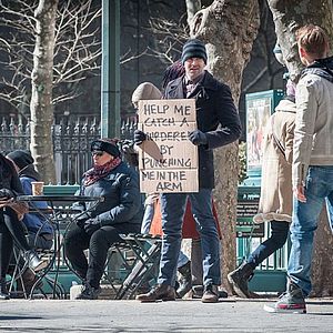 Photo Jonny Lee Miller