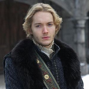 Photo Toby Regbo
