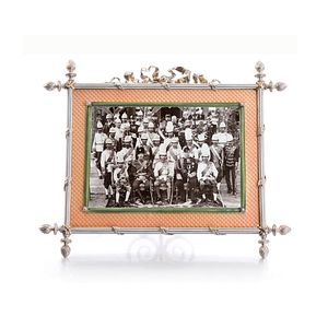 Photo Fabergé: A Life of Its Own