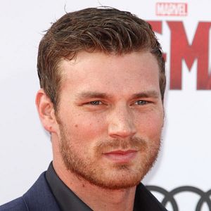 Photo Derek Theler