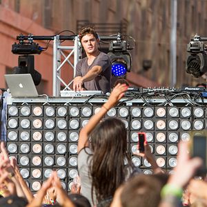 Photo We Are Your Friends