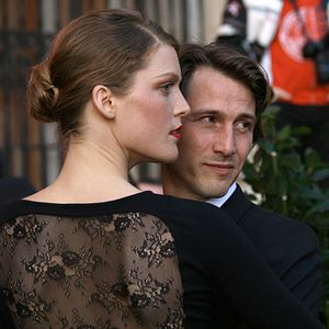 Photo Une robe de mariée pour deux