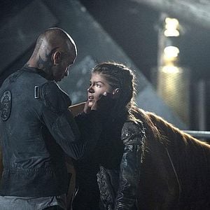 Photo Marie Avgeropoulos