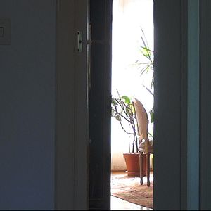 Photo No Home Movie