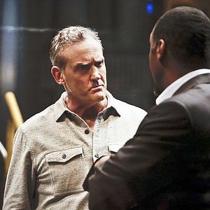 Photo John Wesley Shipp