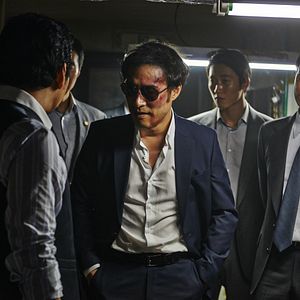 Photo Inside men