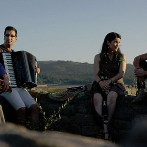Photo The Music of Strangers