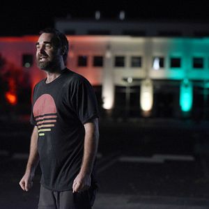 Photo The Last Man on Earth