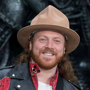 Photo Leigh Francis
