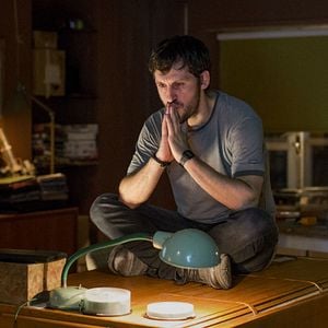 L'avertissement - Film 2018 - AlloCiné