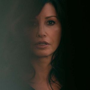 Photo Gina Gershon