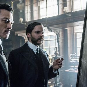 Photo Luke Evans