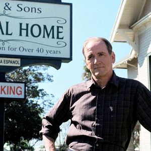 Photo Six Feet Under