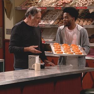 Photo Superior Donuts