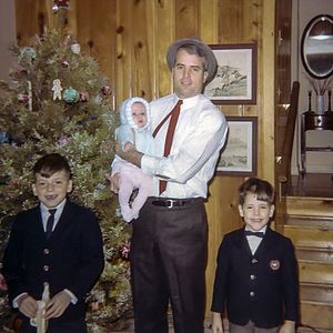 Photo John McCain: For Whom the Bell Tolls