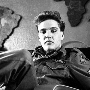 Photo Elvis Presley: The Searcher