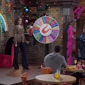 Photo Megan Mullally