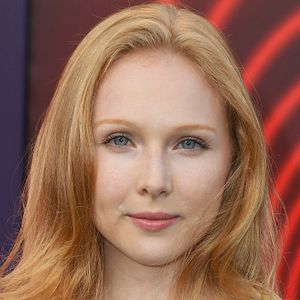 Photo Molly C. Quinn