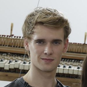 Photo Harry Jarvis