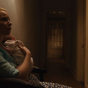 Photo Lauren Ambrose