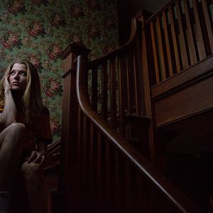 Photo Girl on the Third Floor