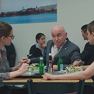 Photo Crisis in Six Scenes